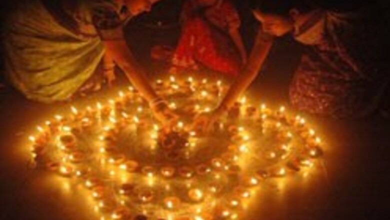 Get big, bold and beautiful on Diwali