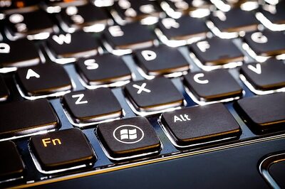 Windows 10 launch has minimal effect, PC shipments continue to fall