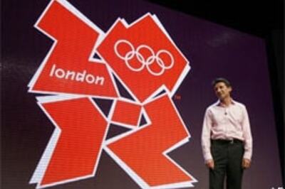 London unveils logo for 2012 Olympics