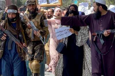 Foreign Aid Drops as Rights Abuses Jeopardise Health System In Taliban-Ruled Afghanistan