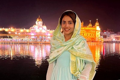 A Look At Sara Anniah's Trip To Golden Temple