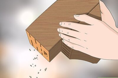 How to Clean a Knife Block