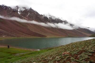 Tiny Himachal Hamlet is a Perfect Getaway From City Life