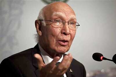 Sartaj Aziz warns against 'unrealistic expectations' from Indo-Pak talks