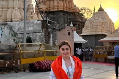 Shefali Jariwala Attends Bhasma Aarti At Mahakaleshwar Temple In Ujjain