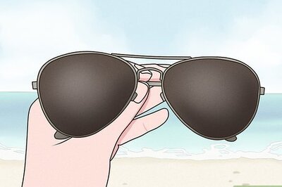 How to Wear Sunglasses