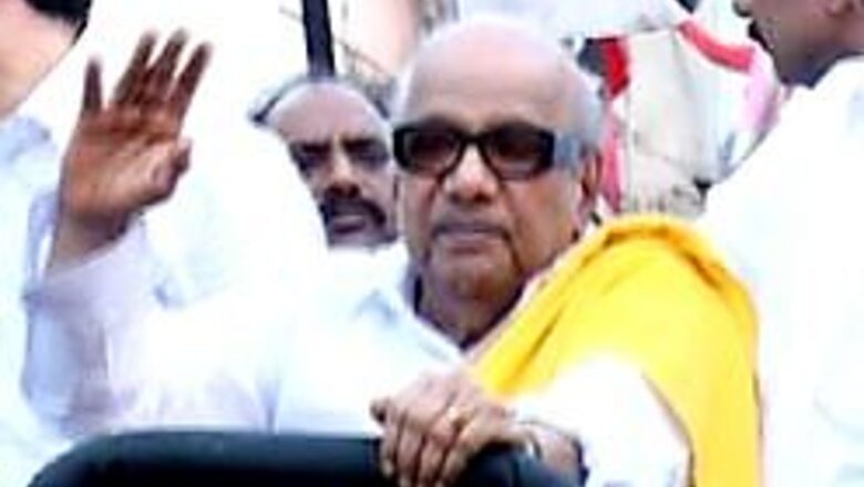 Tamil film frat salutes Karunanidhi