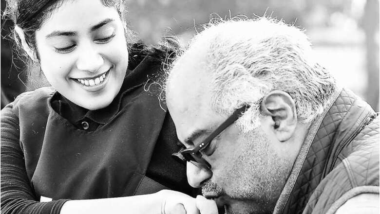 Cutest Cheerleader: Ahead of Gunjan Saxena Release, Janhvi Kapoor Pens Post for Boney Kapoor