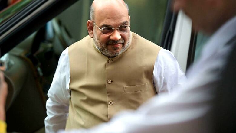 Amit Shah Pays Visit to Ram Jethmalani's Residence to Offer his Last Respects