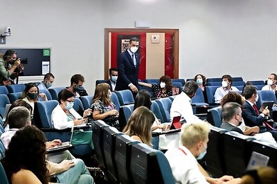 Facing 2nd Virus Wave, Spain Tracks Infections With Soldiers