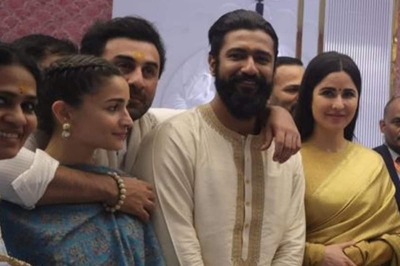 Ranbir Kapoor Wraps His Arm Around Vicky While Posing With Katrina Kaif, Her Expression Goes Viral