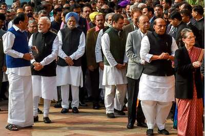 Lok Sabha Election Results 2019: From High-pitch Poll Campaigns to Duel Over EVMs, India Awaits Verdict