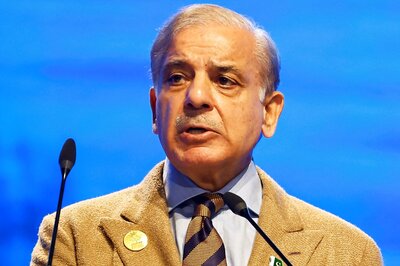 Pakistan Backstabbing Putin? Islamabad to Ship 159 Containers of Ammunition to Ukraine