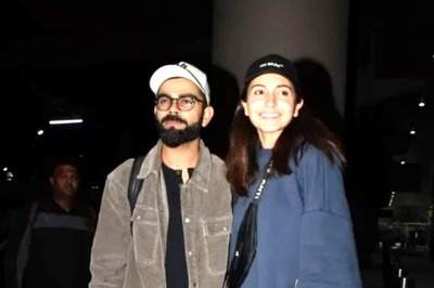 Virat Kohli Snapped With Anushka Sharma At Mumbai Airport Ahead Of Border-Gavaskar Trophy
