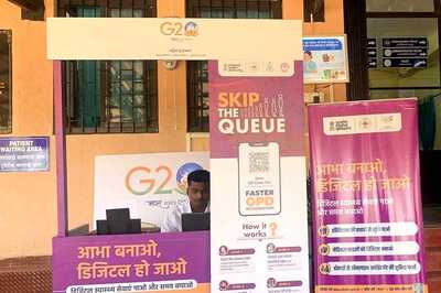 Not Just for A Burger or Buying Their Favourite Dress, Indians Are Scanning QR Codes for OPD Tokens at Hospitals