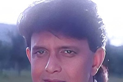 Mithun Chakraborty Recalls Reunion with Girl Who Left Him During Tough Times: 'Wo Nazar Chura Rahi Thi'