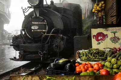 Indian Railways Making Prototype of Hydrogen-powered Engine, to Run Them on Heritage Lines in Next 2 Years