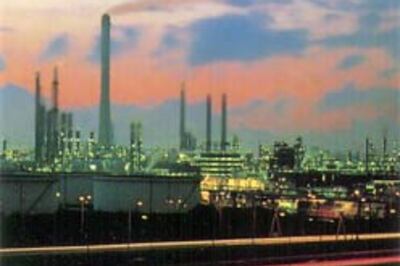FIs to invest in power projects: Shinde