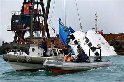 Hong Kong: Boat collides with ferry, 36 dead