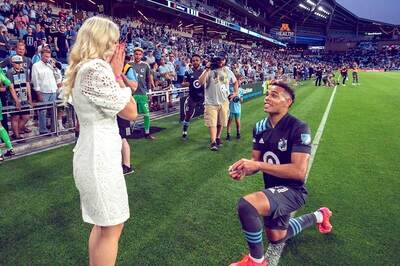 American Footballer Hassani Dotson Proposes to Girlfriend on Field | Watch Video