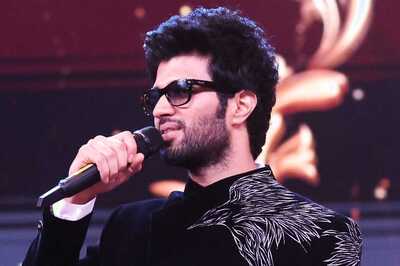 Amid Liger Failure, Vijay Deverakonda Says He Watches This Celebrity's Clips to Relieve 'Pressure'