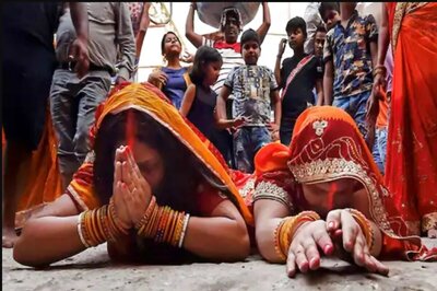 BMC Puts Curbs on Mass Chhath Puja Celebrations in Mumbai