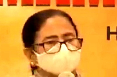 CM Mamata in Soup for 'Insulting National Anthem' During Mumbai Visit; BJP Leader Files Complaint