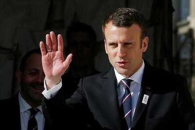 French Right Torn Apart as Macron, PM Prepare to Name Government
