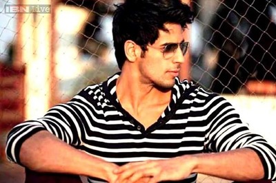 Sidharth Malhotra shares his experience and stories with students in Auckland
