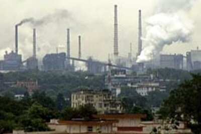 Corus backs Tata's takeover bid