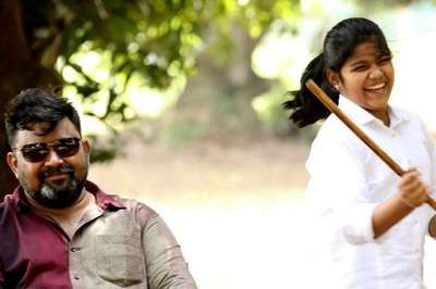 Neeya Naana Host Gopinath's Photo With Daughter Vanba, Comedian Aranthai Goes Viral