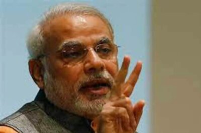 PM Modi meets mountaineering team that scaled Everest 50 years ago