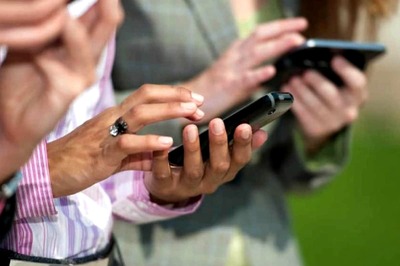 'Such Control is Threatening': Parents Body Writes to Delhi CM, LG Against Pvt School's Social Media Policy