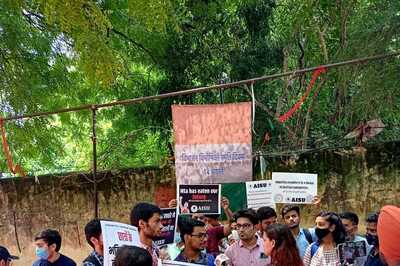 NEET, JEE, CUET Aspirants Protest After Tech Glitches in Entrance Exams, Demand Extra Attempt