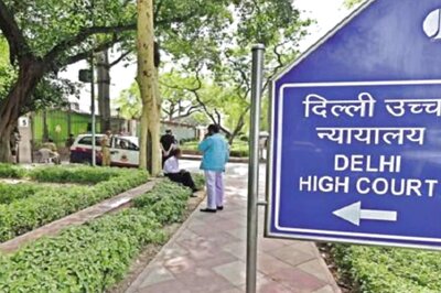 Delhi HC Reserves Order on PIL Against Permission to Sikhs to Carry Kirpans on Flights