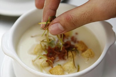 Google's new app can count calories in your food photos