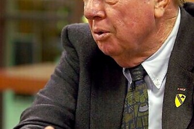 Journalist Joe Galloway, Chronicler Of Vietnam War, Dies