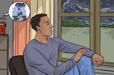 How to Drive Safely During a Thunderstorm