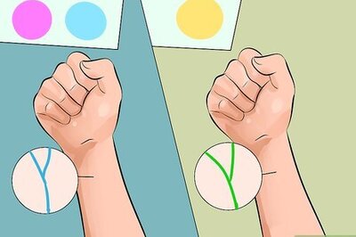 How to Make Your Lips Look Dark or Gothicish but Natural