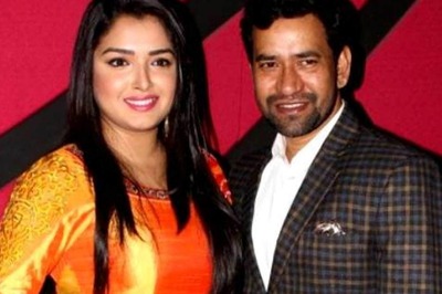 This 2015 Bhojpuri Song Featuring Dinesh Lal Nirahua, Aamrapali Dubey is Viral Again