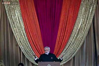 Narendra Modi courts Canada banks, insurers, pension funds