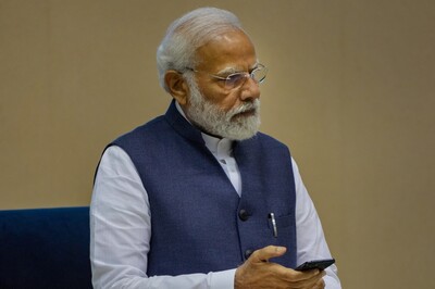 PM Modi Launches Maharashtra’s ‘Nari Shakti Doot’ App to Keep Women Beneficiaries Updated on Schemes