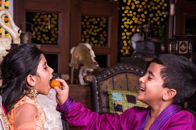 Bhai Dooj 2022: Give your Loved Ones the Gift of Financial Security this Festive Season