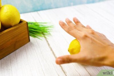 How to Squeeze a Lemon