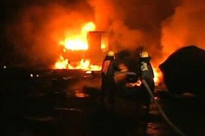 Two killed, five vehicles gutted in tanker inferno