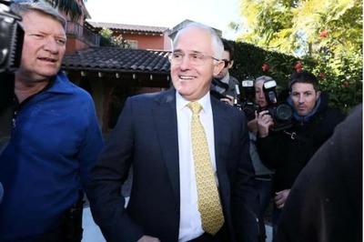 Australian Prime Minister Turnbull Inches Ahead in Poll Count