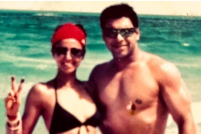 Netizens Amazed with Ram Kapoor's Slim Physique in This Throwback Pic from His Honeymoon