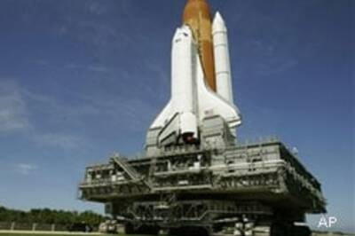 Hail forces launch delay for Atlantis