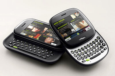 Microsoft pulls the plug on Kin phones