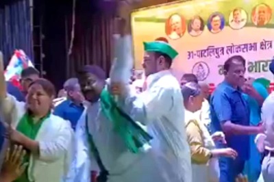 Lalu's Son Tej Pratap Yadav Pushes Party Worker From Stage While Campaigning For Sister, Sparks Uproar | On Cam